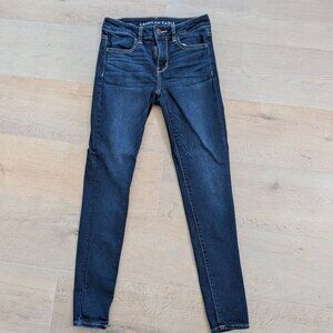 American Eagle Women’s Skinny Jeggings – Size 4, Dark Wash